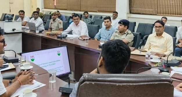 डीसी अभिषेक की अपील- अवैध कॉलोनियों में प्लॉट नहीं खरीदें लोग