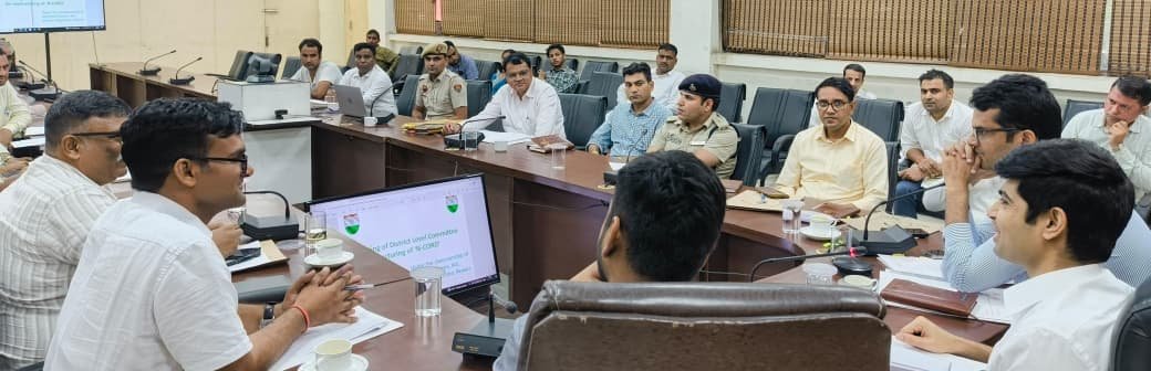 डीसी अभिषेक की अपील- अवैध कॉलोनियों में प्लॉट नहीं खरीदें लोग