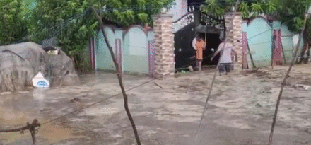 डोडा के भलेसा में आई बाढ़ के बाद प्रशासन सतर्क, राहत-बचाव कार्य शुरू