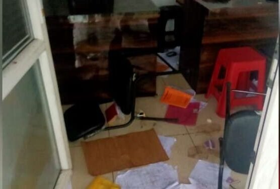 न्यायालय परिसर में बंदरों का उत्पात, एडीजीसी के चेम्बर में फाइलें फाड़ीं