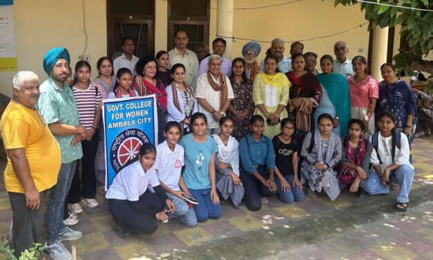 राजकीय महिला महाविद्यालय के एनएसएस यूनिट व वॉलंटियर्स ने नागरिक दिवस मनाया