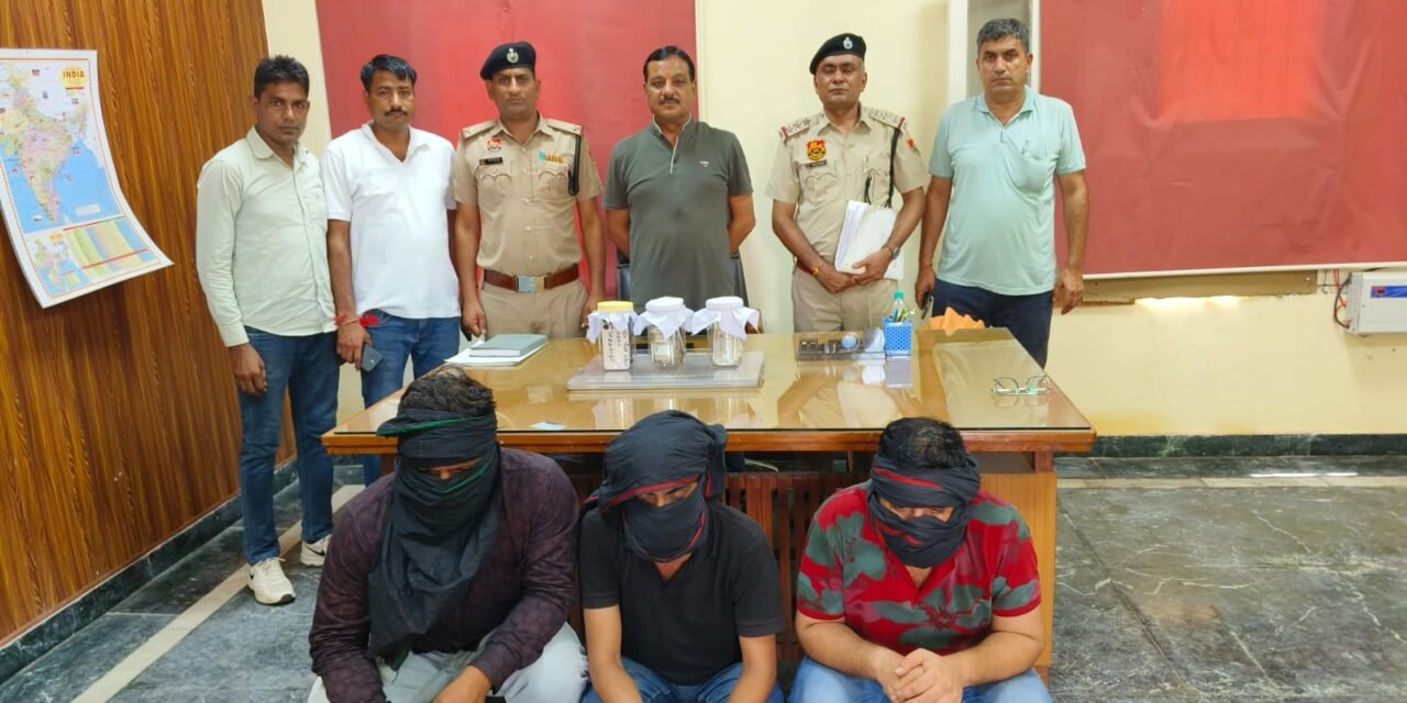 अंबाला पुलिस ने मुम्बई से पकड़े 03 साइबर ठग, 02 लाख 60 हजार रुपए व 04 मोबाइल बरामद,मामले में अब तक 24 आरोपी काबू कर लगभग 62 लाख रुपए किए बरामद