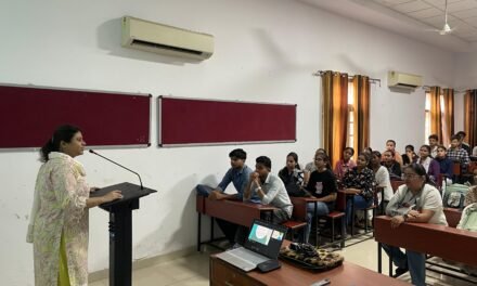 एसडी कालेज में रेज्यूमे राइटिंग पर कार्यशाला का सफल का आयोजन किया