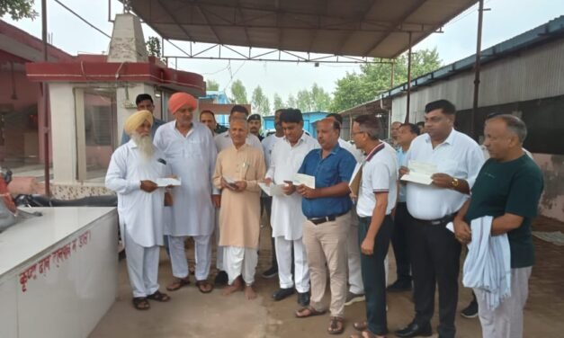 गौ-सेवा को बढ़ावा देने हेतु कृषि एवं किसान कल्याण मंत्री श्याम सिंह राणा ने पांच गौशालाओं को वितरित किए 33.93 लाख 450 रुपए के चारा अनुदान चैक