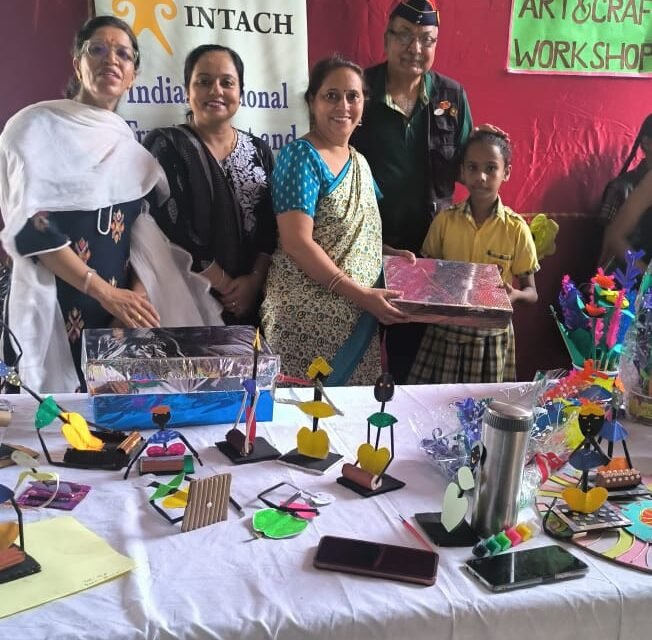 इंटैक अंबाला ने सिख सीनियर सेकेंडरी स्कूल में सफल कला एवं शिल्प कार्यशाला आयोजित की
