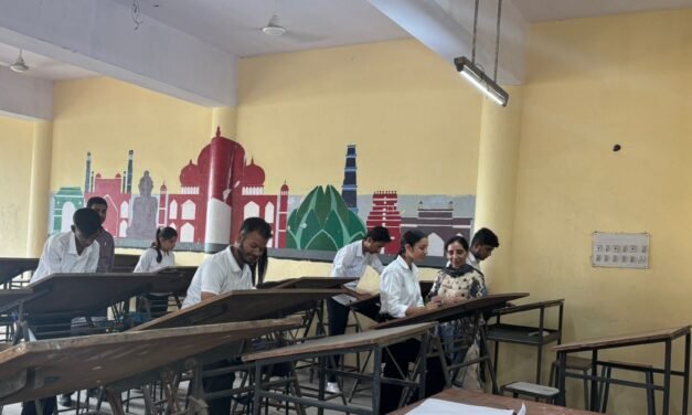 विश्व उद्यमिता दिवस पर गवर्नमेंट पॉलिटेक्निक अंबाला में स्लोगन राइटिंग प्रतियोगिता का आयोजन