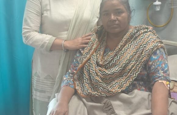 अटल कैंसर केयर सेंटर अंबाला छावनी में स्त्री रोग विशेषज्ञ डॉ. मीनाक्षी राणा भूषण ने किया महिला की बच्चेदानी की रसोली का सफल आॅपरेशन