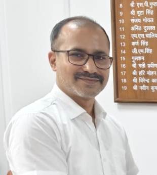 जम्मू और कई जगह पर रेलवे ट्रैक पर पानी होने की वजह से जम्मू जाने वाली ट्रेनों को किया गया रद्द: सीनियर डीसीएम नवीन कुमार