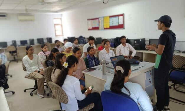 सनातन धर्म कॉलेज में पावरपॉइंट प्रस्तुति प्रतियोगिता का सफल आयोजन