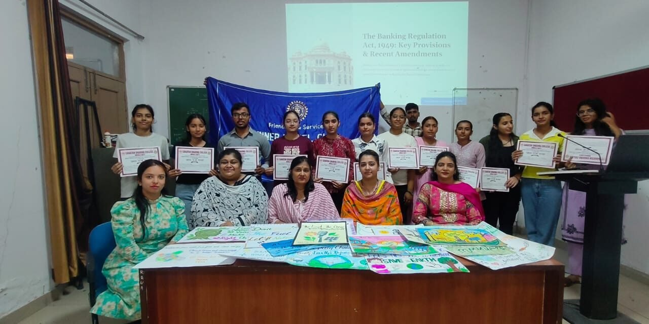 सनातन धर्म कॉलेज अंबाला छावनी में स्लोगन राइटिंग प्रतियोगिता का आयोजन