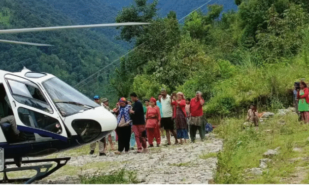 दो बीमारों को हेलीकॉप्टर से पिथौरागढ़ अस्पताल भेजा गया