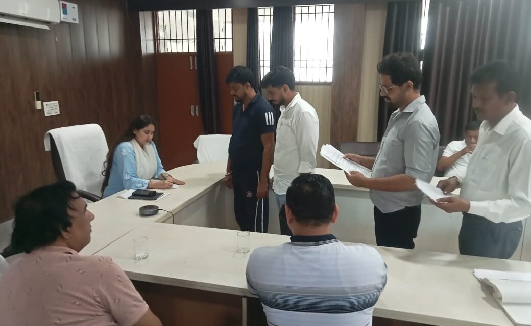 एसडीएम शिवजीत भारती ने सुनी समस्याएं, संबंधित विभागों के अधिकारियों को दिए शीघ्र समाधान के निर्देश