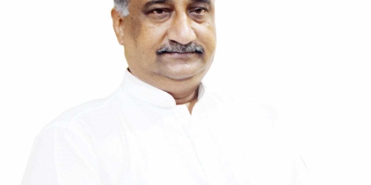 जलभराव से हुए गड्ढों ने बढ़ाई लोगों की दिक्क्तें, क्या अंबाला के अधिकारी हादसों का कर रहे हैं इंतजार: पवन अग्रवाल डिंपी