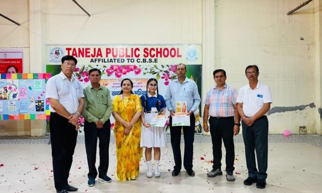 भारत विकास परिषद शाखा ने तनेजा पब्लिक स्कूल में गुरु वंदन छात्र अभिनंदन कार्यक्रम का किया आयोजन