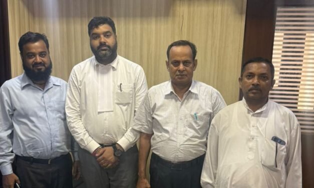 समाजसेवी व एडवोकेट हर्ष साहनी द्वारा  बाढ़ में जरूरतमंदों की सहायता करने पर  अंबाला शहर से मुस्लिम समाज ने हर्ष साहनी को किया सम्मानित