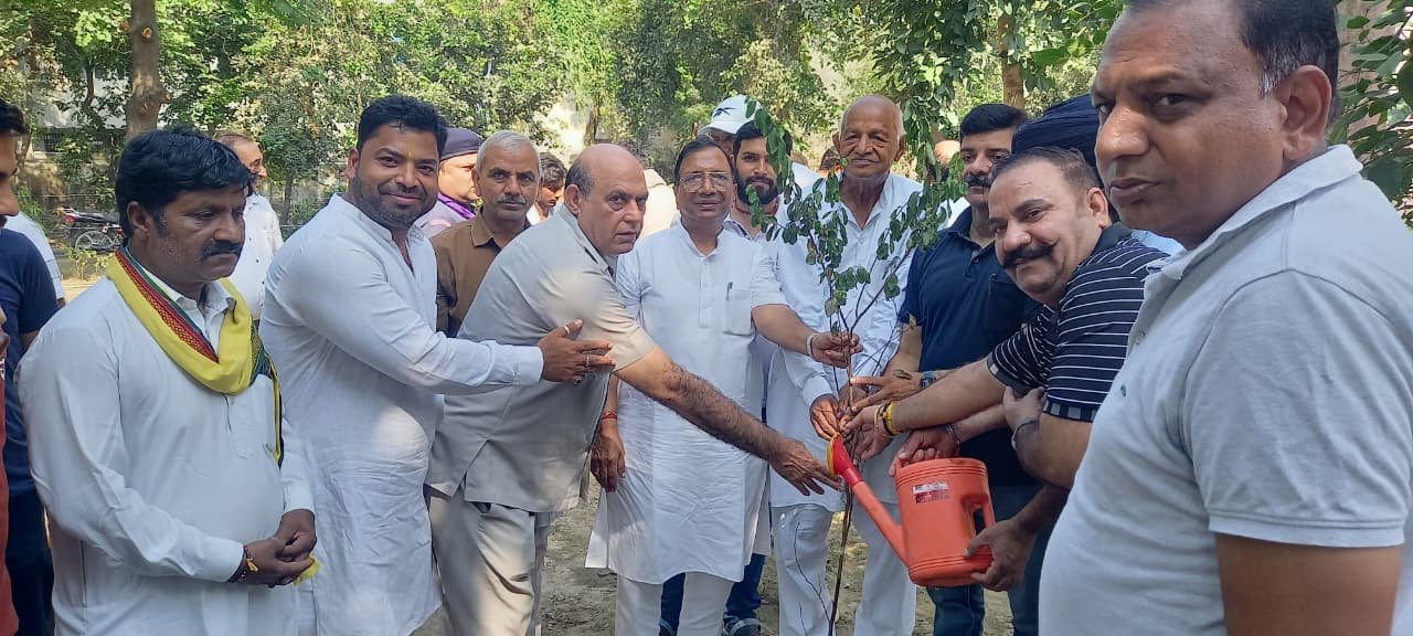  पानीपत में पौधारोपण अभियान के तहत 2,000 से अधिक पौधे लगाए गए