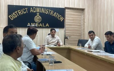 डीसी ने सम्बन्धित विभागों के अधिकारियों की एक बैठक लेकर उन्हें निर्देश दिए कि जहां पर भी सडकों पर गड्ढे हैं उन गड्ढों को प्राथमिकता के आधार पर भरना सुनिश्चित करें