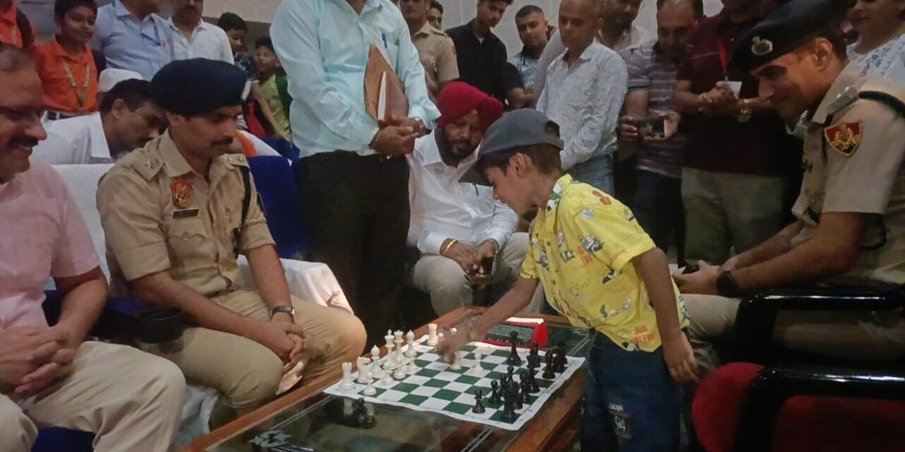 युवाओं को नशे से दूर रखने के लिए दो दिवसीय  आॅपरेशन मैदान नशे के विरुद्ध एक अभियान चेस चैंपियनशिप कार्यक्रम का पुलिस अधीक्षक अंबाला अजीत सिंह शेखावत ने किया शुभारंभ