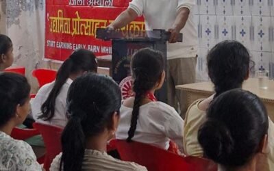 देव समाज कॉलेज में उद्यमिता प्रकोष्ठ की ओर से वोकल फॉर लोकल विषय पर एक वक्तव्य और रैली का किया आयोजन