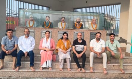 भाजपा शहरी मंडल ने शहीद स्मारक की सफाई कर शुरू किया सेवा पखवाड़ा