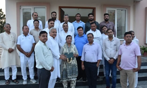 राइस मिलर्स एसोसिएशन ने पंजाब में बाढ़ राहत के लिए दिए 2.5 लाख रुपये