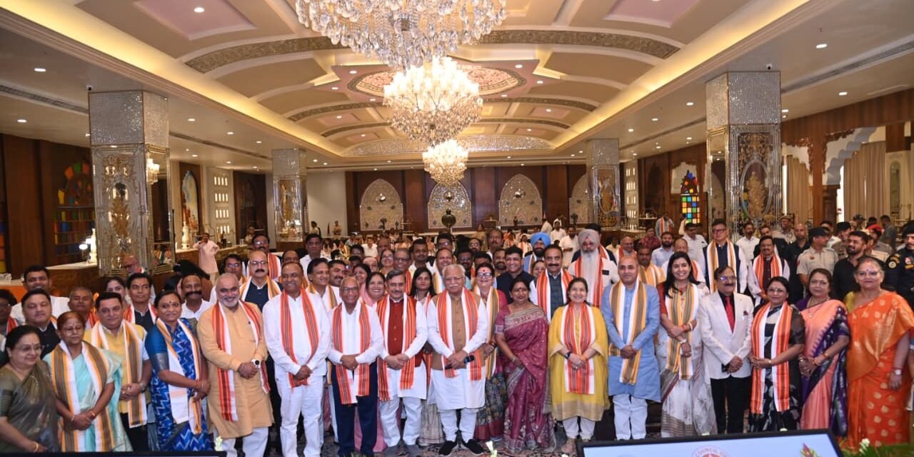 सफाई और स्वच्छता पर ध्यान दें, हमें सारा देश स्वच्छ बनाना है- केंद्रीय मंत्री मनोहर लाल