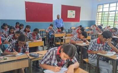 पीएम श्री केंद्रीय विद्यालय क्रमांक 2 में कविता लेखन प्रतियोगिता का आयोजन किया