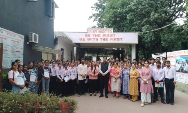 जी.एम.एन. कॉलेज की लैंग्वेज लैब द्वारा जी.एम.एन. कॉलेज आॅफ नर्सिंग के छात्रों हेतु तकनीकी सेमिनार का आयोजन