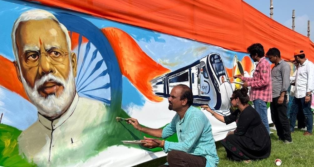 विश्व रिकॉर्ड के साक्षी बने जींद के चित्रकार