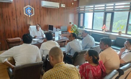 आर.के. सिंह ने दिए सफाई व्यवस्था सुधारने और अतिक्रमण हटाने के निर्देश