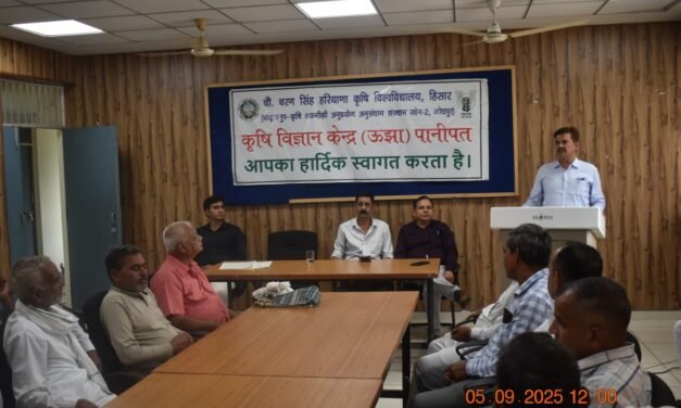 कृषि वैज्ञानिकों ने प्रगति शील किसानों के साथ रबी की फसल की तैयारियों को लेकर की चर्चा