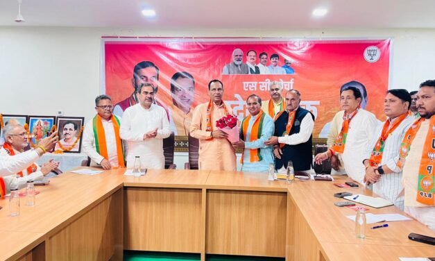 भाजपा ने एससी समाज के उत्थान के लिए काम किया, कांग्रेस ने सिर्फ वोट बैंक समझा -पंडित मोहन लाल बड़ौली