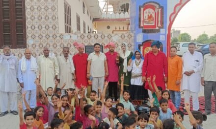 कलाकार गांव-गांव जाकर दे रहे योजनाओं की जानकारी-नसीब सैनी