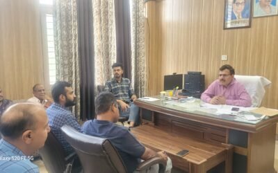 एसडीएम ने विभिन्न विभागों के अधिकारियों की ली बैठक, जल भराव की स्थिति से निपटने के लिए जो कार्य किए जा रहे हैं और आगे बेहतर समन्वय बनाकर और कार्य हो सकते हैं, उसके बारे चर्चा की।