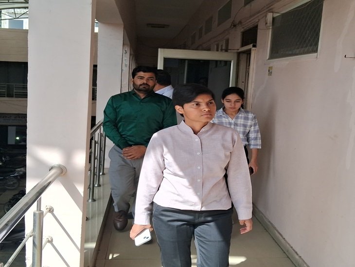 डीसी प्रीति ने किया सरल केंद्र का औचक निरीक्षण