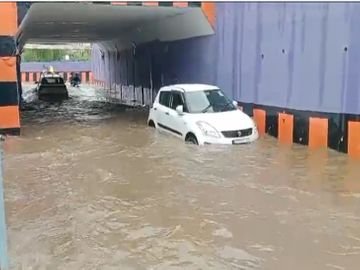 पानी से डूबी सड़कों का किया सर्वे, मुख्यालय भेजी रिपोर्ट