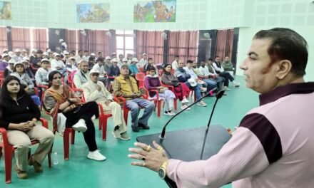 हर छात्र के लिए प्राथमिक चिकित्सा जरूरी: डॉ. राजेश भोला