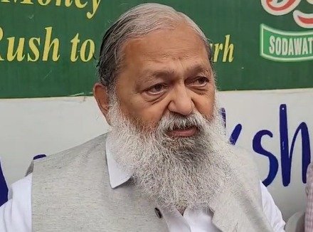 करनाल बस हादसे की जांच के आदेश, धुंध में तेज रफ्तार पर होगी कार्रवाई : परिवहन मंत्री अनिल विज