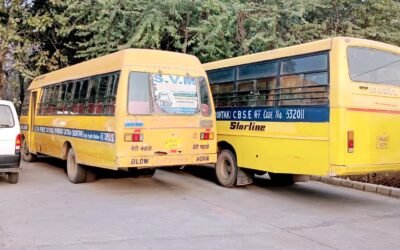 बिना कागजात चल रही दो स्कूल बसें इम्पाउंड, अभियान आगे भी रहेगा जारी : सन्नी
