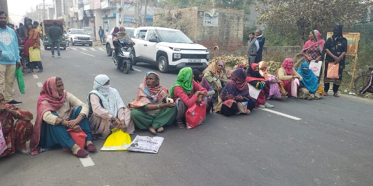 बिजली बिल समस्या को लेकर महिलाओं ने रामपुरा रोड पर लगाया जाम, अफवाहों से बचने की विभाग की अपील