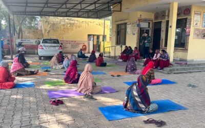 आयुष्मान आरोग्य मंदिर बाड़ा में स्वास्थ्य जागरूकता एवं योग शिविर का आयोजन