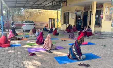 आयुष्मान आरोग्य मंदिर बाड़ा में स्वास्थ्य जागरूकता एवं योग शिविर का आयोजन