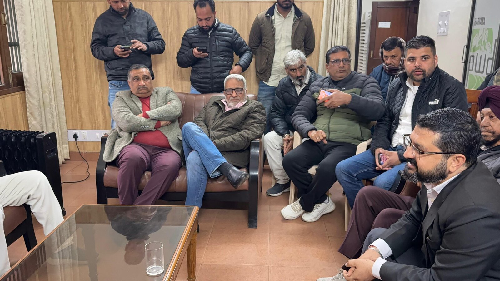 नगर निगम चुनाव से मनरेगा तक कांग्रेस का आक्रामक रुख, सड़कों से अदालत तक लड़ेगी लड़ाई: निर्मल सिंह