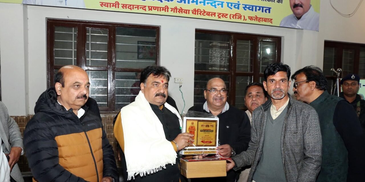 ‘सतगुरु कृपा अपना घर आश्रम’ पहुंचे डिप्टी स्पीकर डॉ. कृष्ण मिढ़ा, 5 लाख की सहायता की घोषणा