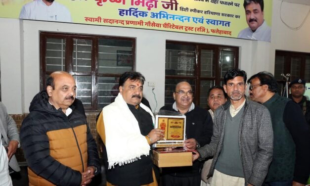 ‘सतगुरु कृपा अपना घर आश्रम’ पहुंचे डिप्टी स्पीकर डॉ. कृष्ण मिढ़ा, 5 लाख की सहायता की घोषणा