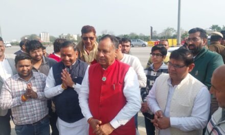 उचाना-नरवाना में दिखे चातुर्मास जैसे रंग, गुरु अरुण चंद्र महाराज के प्रवचनों में उमड़ी श्रद्धालुओं की भीड़