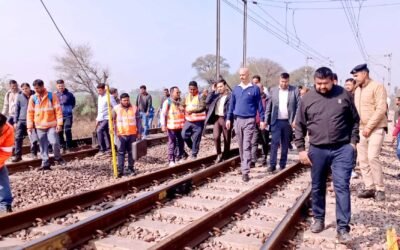 जुलाना रेलवे स्टेशन का डीआरएम ने किया औचक निरीक्षण, अधिक ट्रेनों के ठहराव की उठी मांग