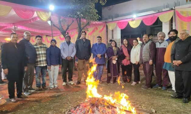 राष्ट्रीय पंजाबी महासभा के लोहड़ी समारोह में दिव्यांग छात्र को ट्राइसाइकिल भेंट, वरिष्ठ नागरिक सम्मानित