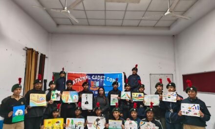 सनातन धर्म कॉलेज में शहीदी दिवस पर पोस्टर मेकिंग प्रतियोगिता, शहीदों को दी श्रद्धांजलि