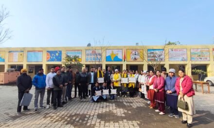 सुल्तानपुर स्कूल में गुरु वंदन-छात्र अभिनंदन कार्यक्रम का आयोजन